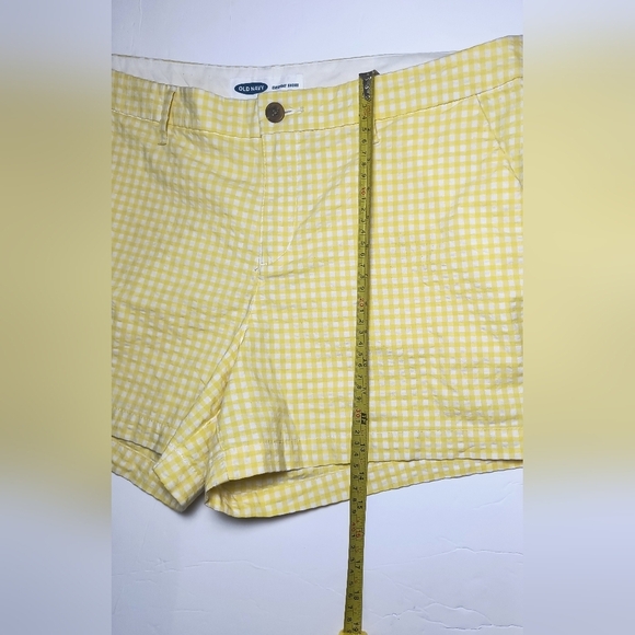 Old Navy Yellow/White Gingham Everyday Shorts Lightweight Cotton 14 - Picture 5 of 8